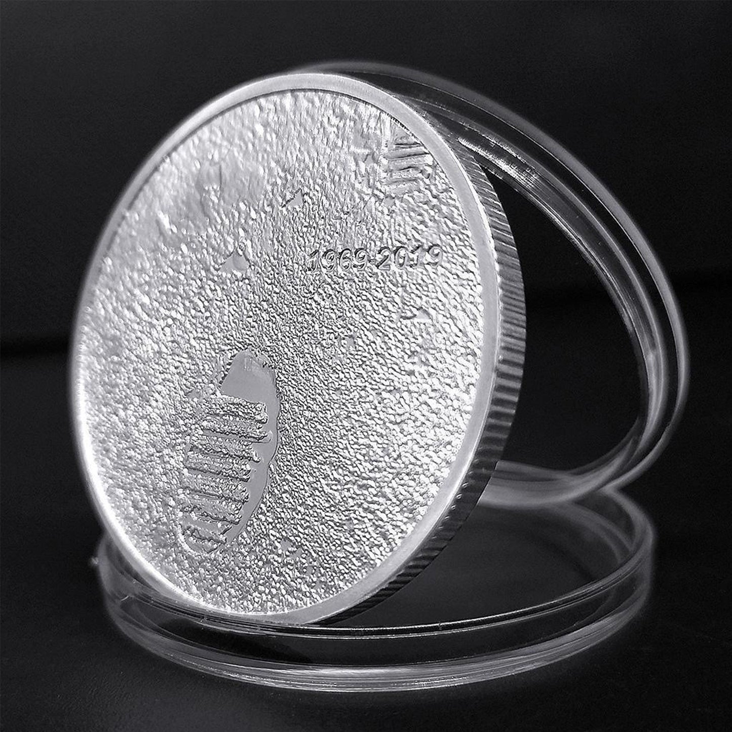 Commemorative Moon Landing Gold Coin – 50th Anniversary Apollo 11, 2-Sided Design with Earth & Lunar Surface